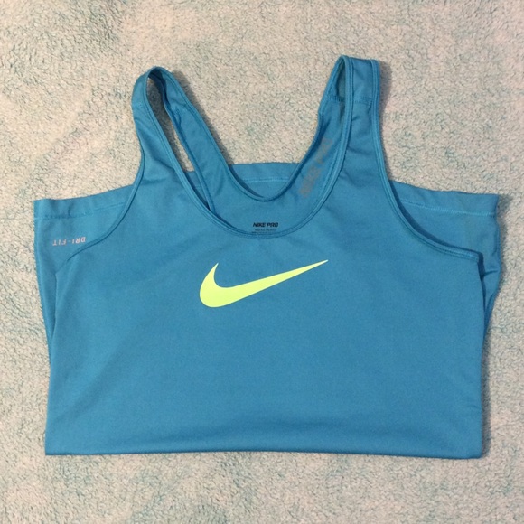 Nike Tops - NIKE PRO Workout Top